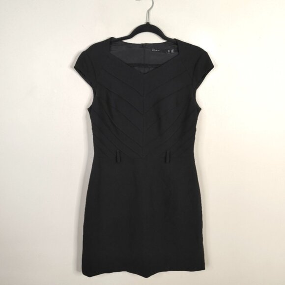 Karen Millen Designer Quiet Luxury Preppy Pleated Geometric Business Dress 10 - Picture 1 of 11